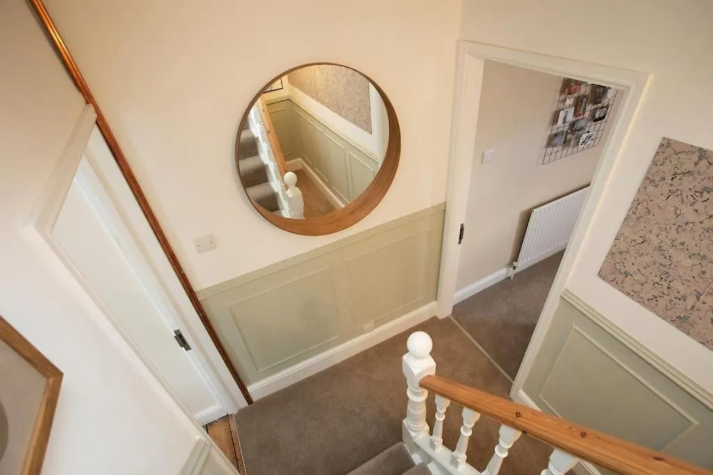 Stylish 4 Bed Home In Central Nottingham W/Parking United Kingdom